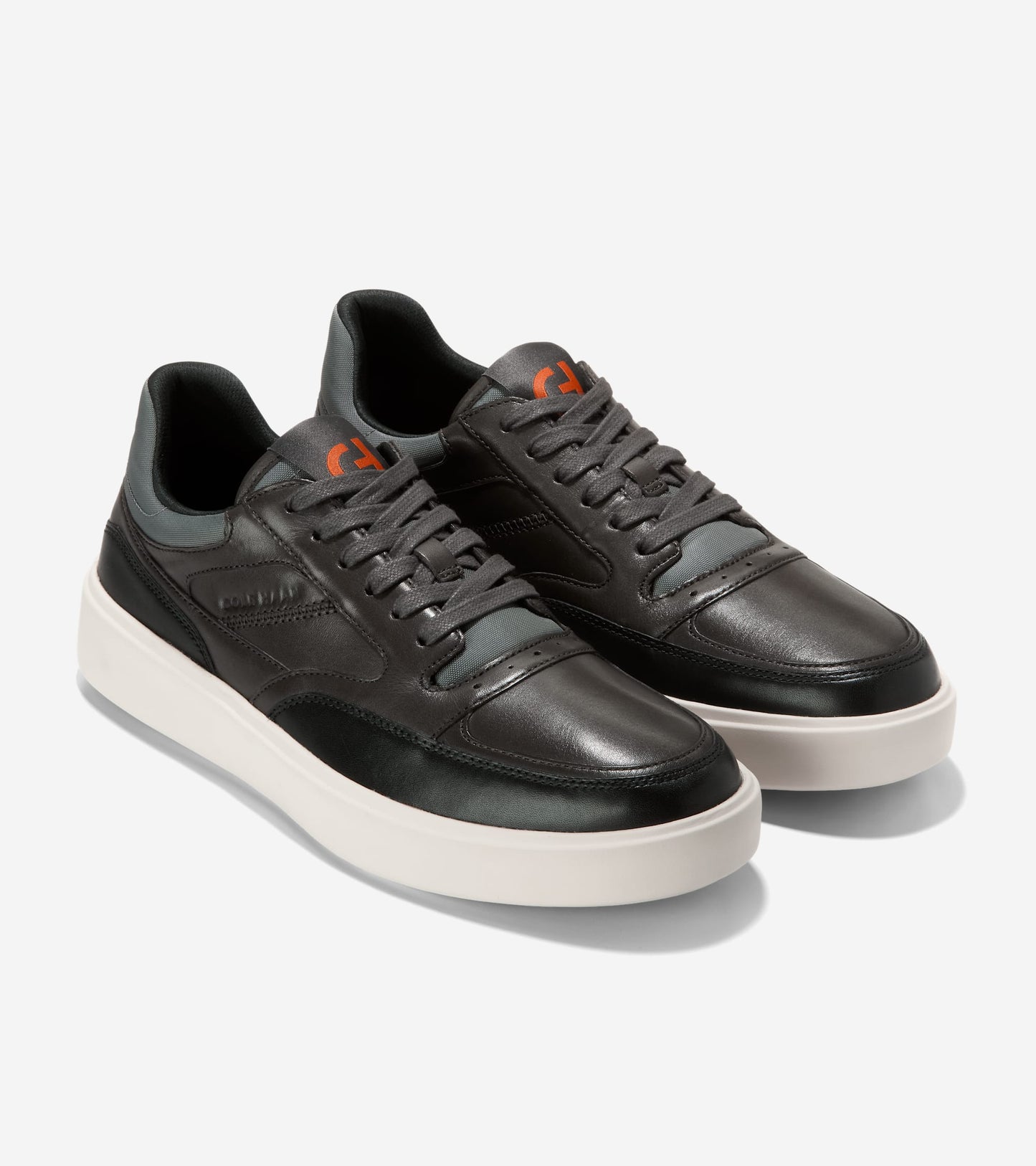 Men's Grand Crosscourt Traveler Setshot