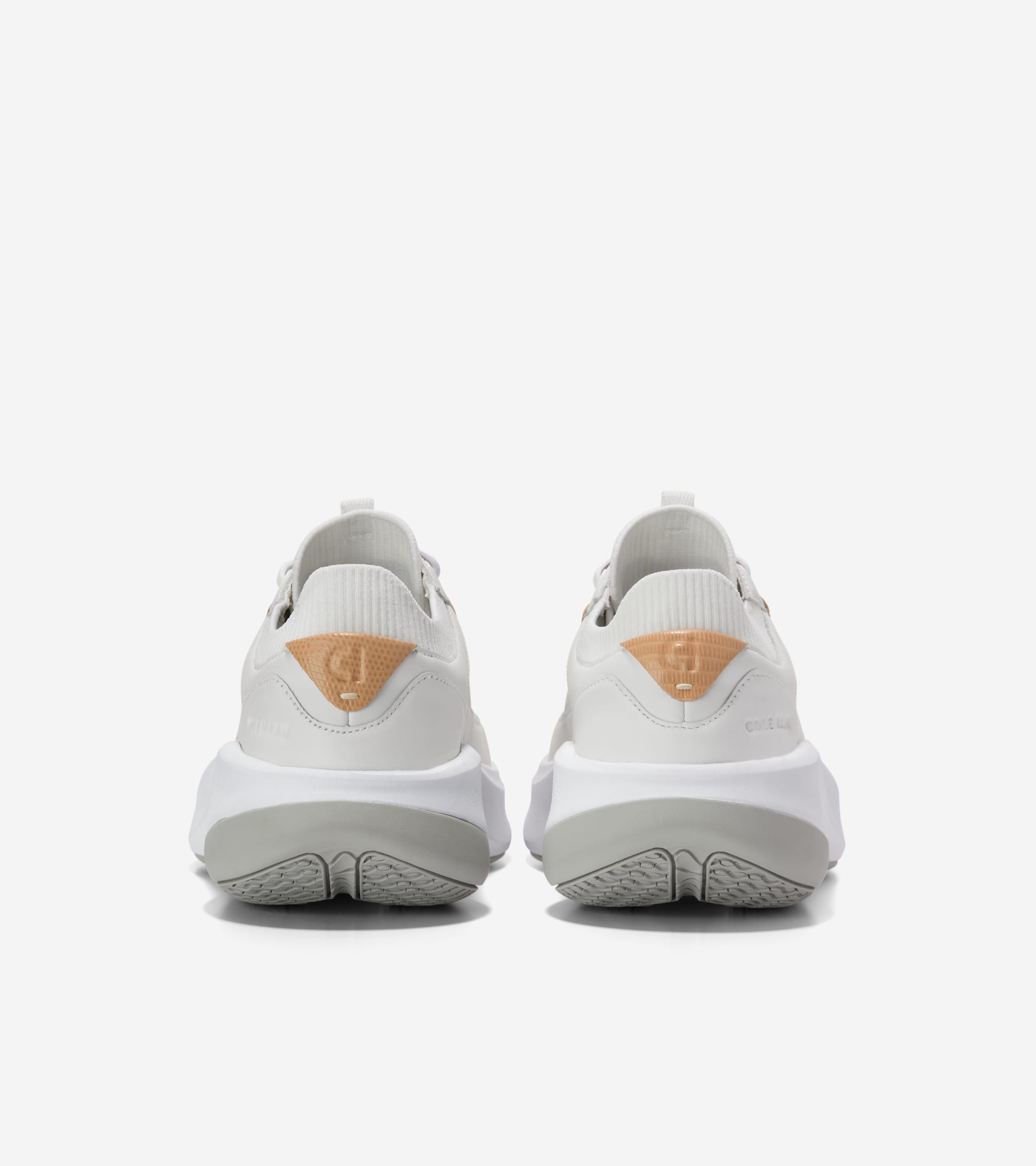 Women's GrandPrø All-Day Leather Running Shoes